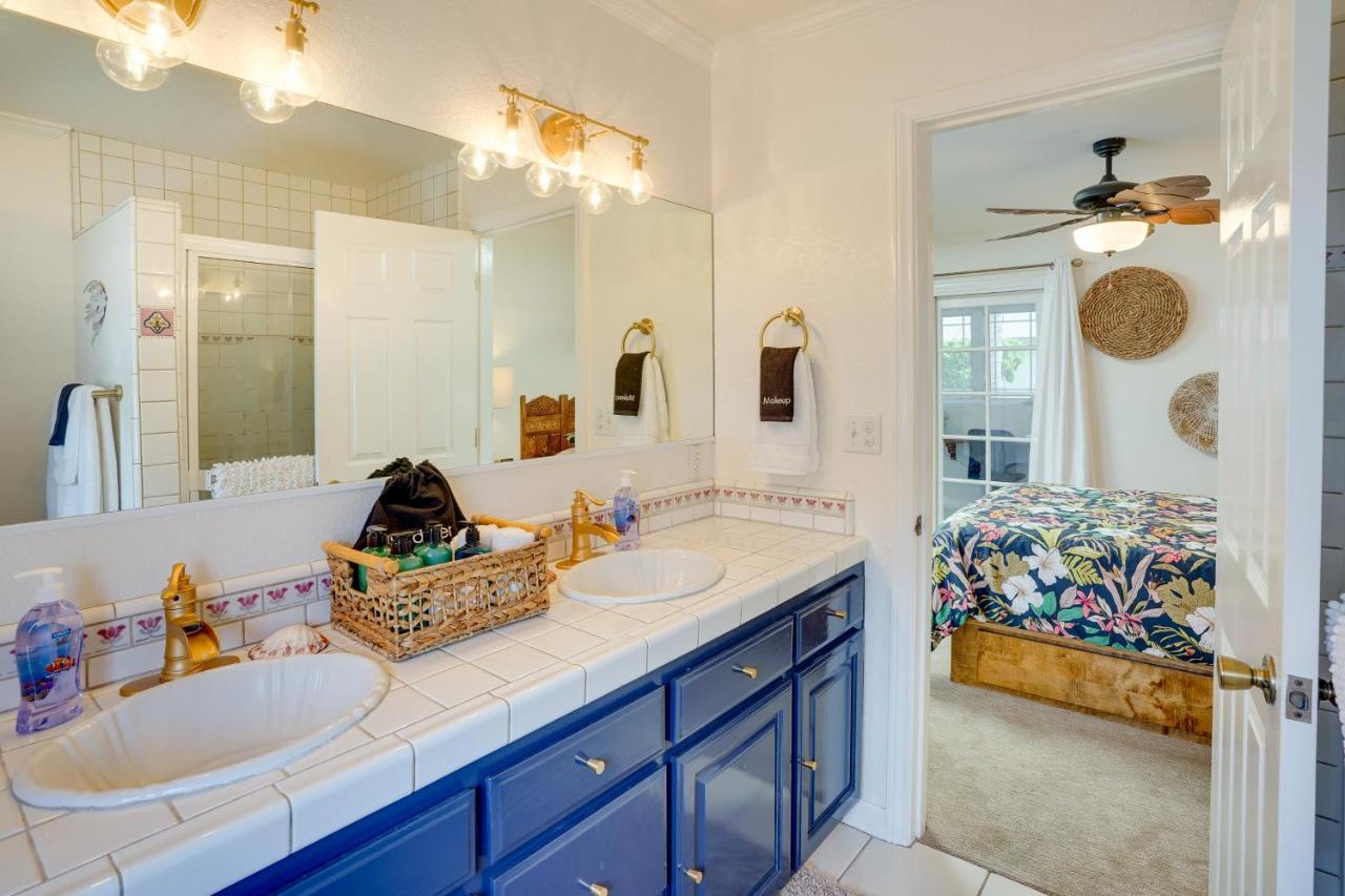 Dreamy Catalina Island Home, Walk To Beach And Ferry 아발론 외부 사진
